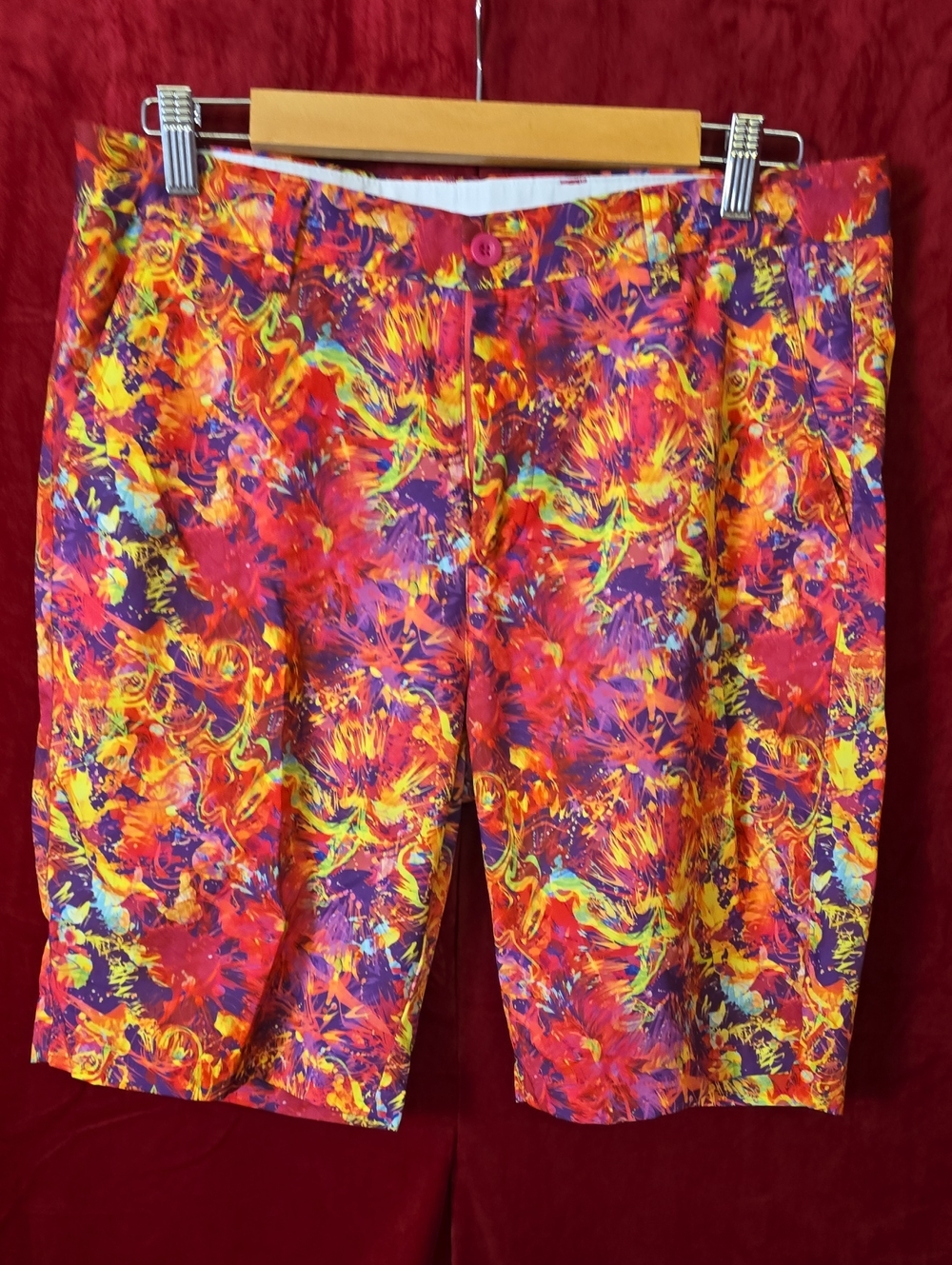 Hreski Men's Colorful Abstract Print Golf Shorts